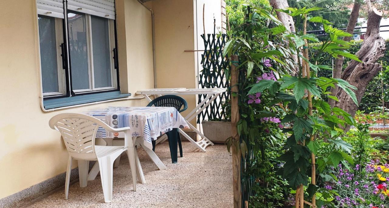 Cecillia Mare Apartments 罗维尼 外观 照片