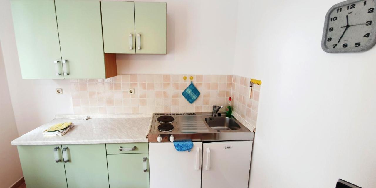 Cecillia Mare Apartments 罗维尼 外观 照片