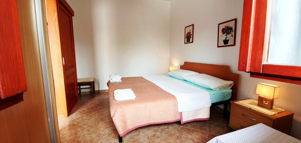 Cecillia Mare Apartments 罗维尼 外观 照片