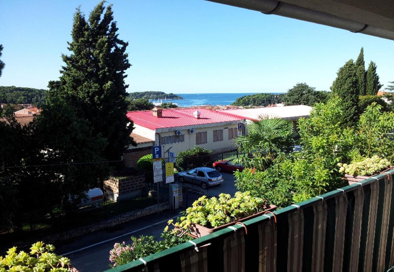 Cecillia Mare Apartments 罗维尼 外观 照片
