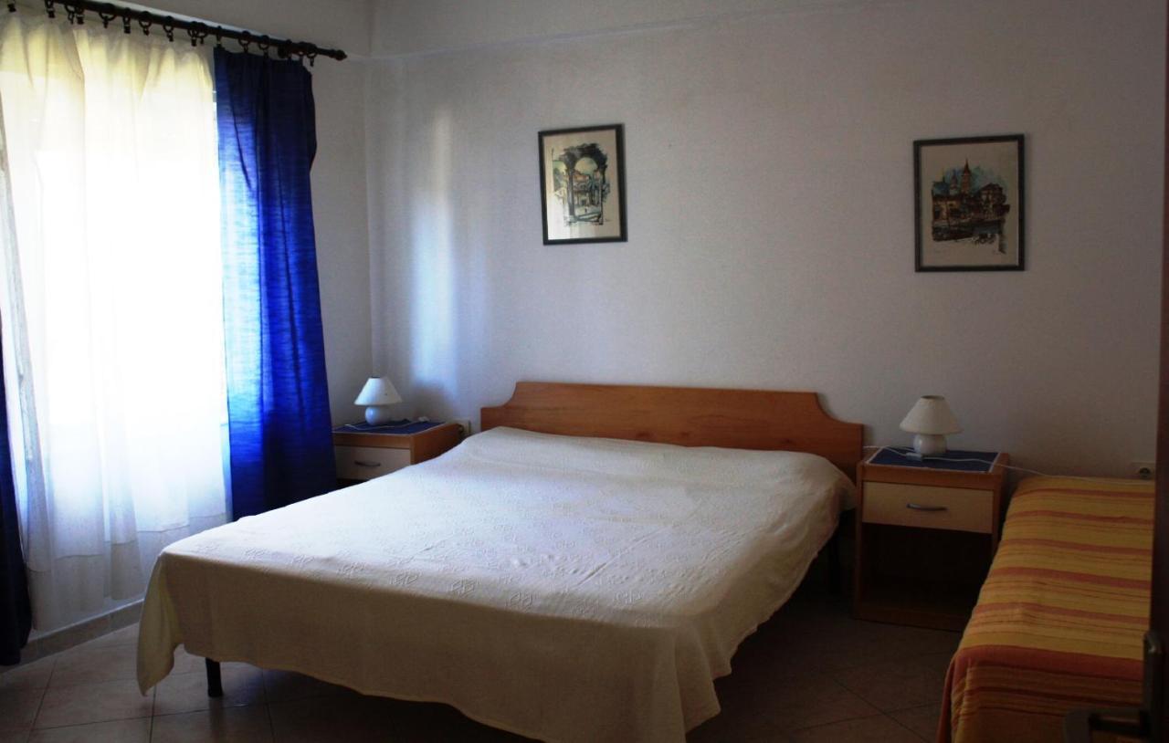 Cecillia Mare Apartments 罗维尼 外观 照片