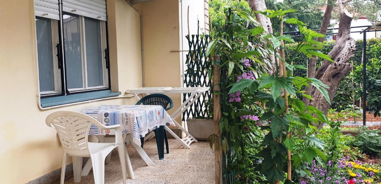 Cecillia Mare Apartments 罗维尼 外观 照片